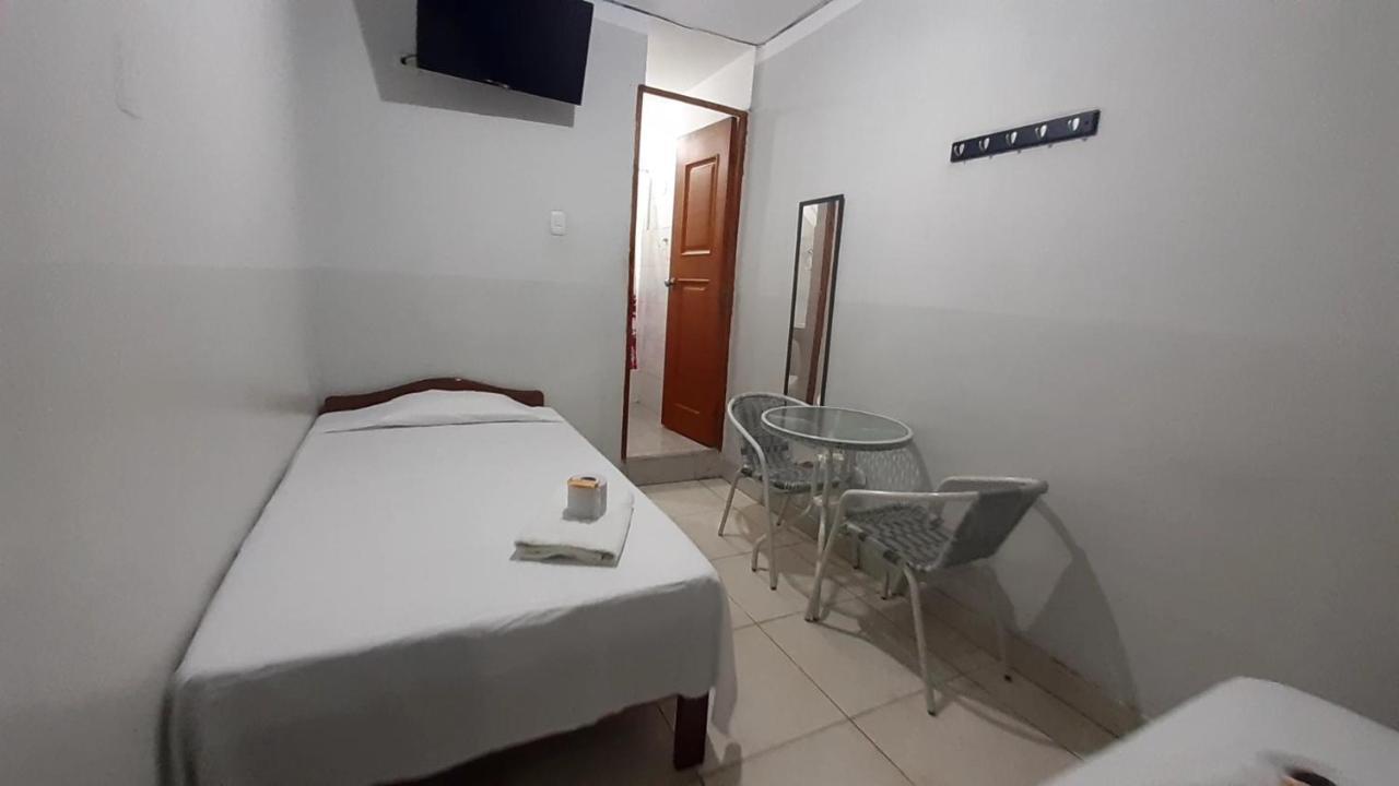 AYPA Hostal Trujillo Exterior foto