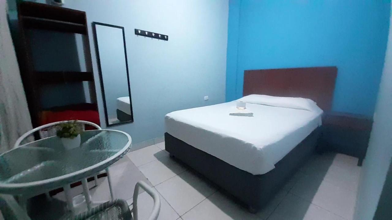 AYPA Hostal Trujillo Exterior foto
